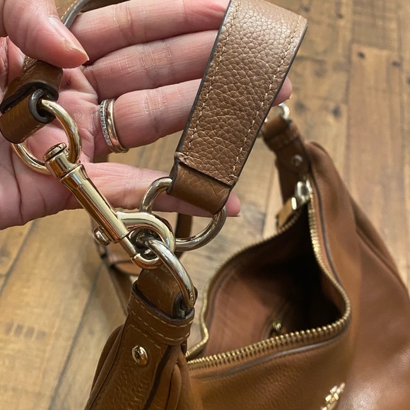 Brown Leather Coach Purse. Excellent condition, only worn a handful of times. - Picture 5 of 9